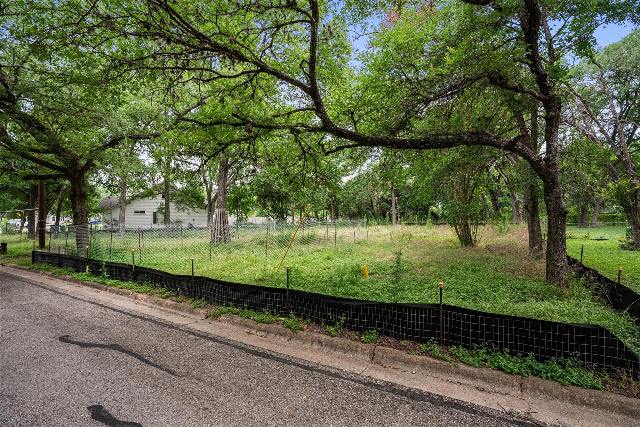 3928 E 16 Street Austin TX 78721