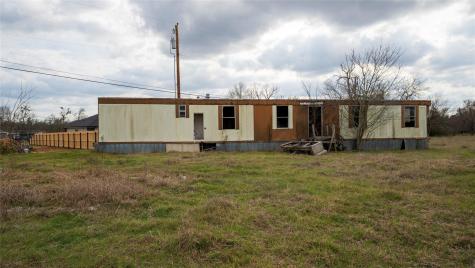 915 San Gabriel Street Rockdale TX 76567