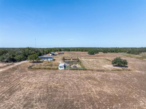 2135 Mule Creek Road Harwood TX 78632