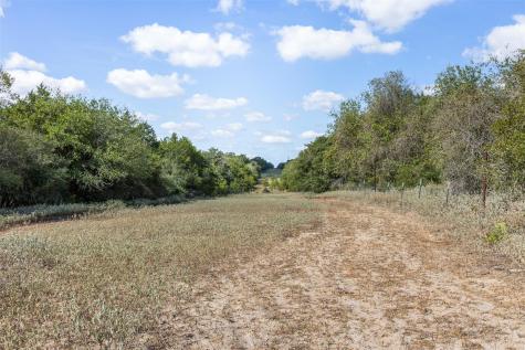 2135 Mule Creek Road Harwood TX 78632