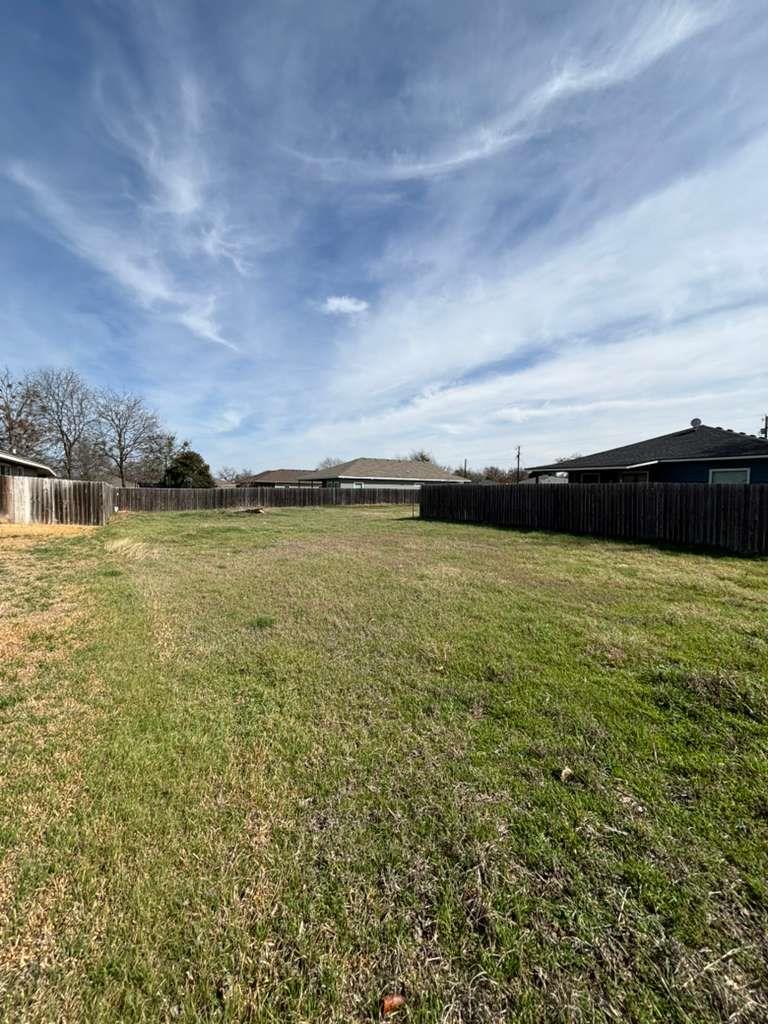 612 Briggs Street Lampasas TX 76550