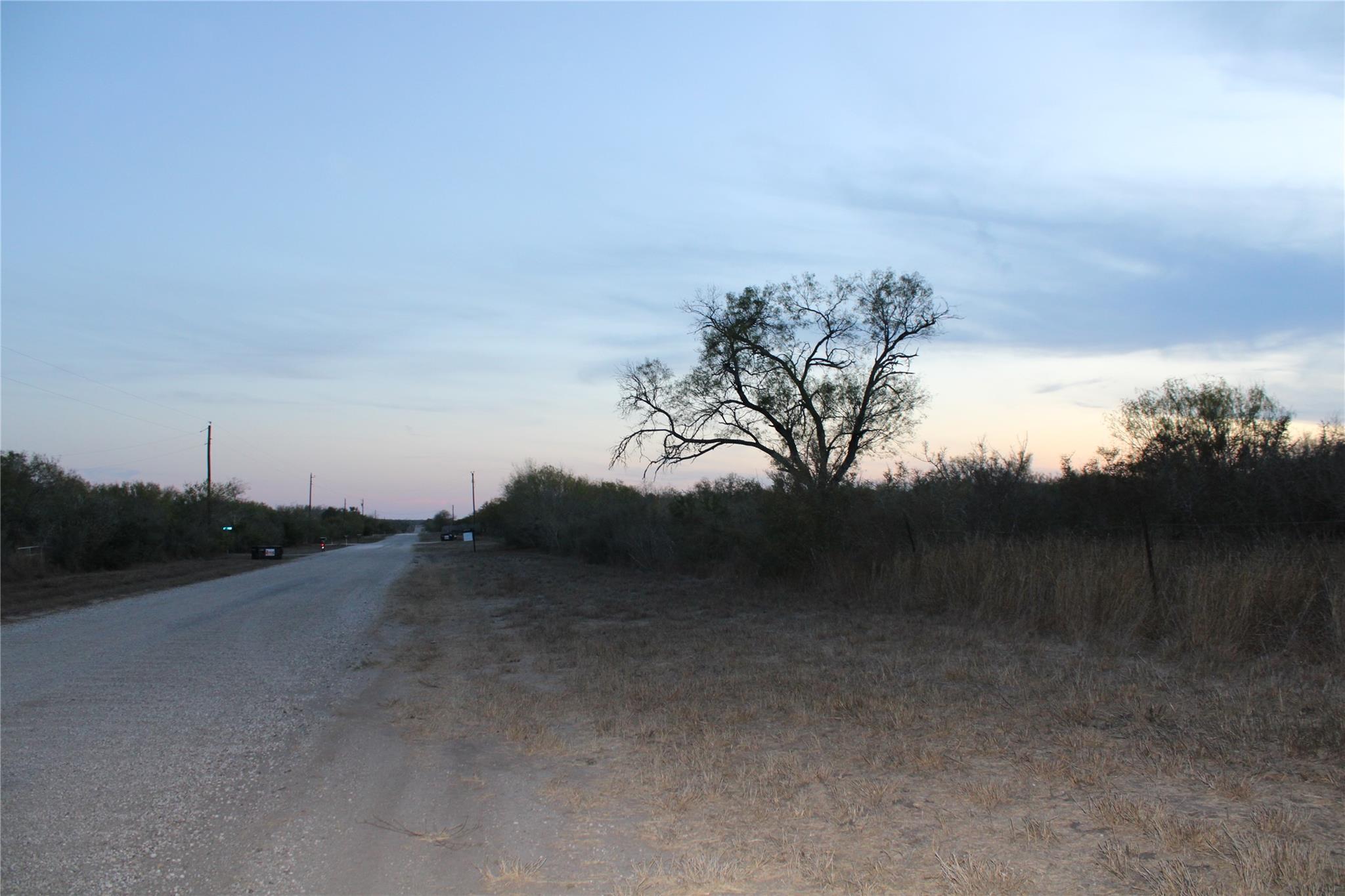 0000 Cr 339 Jourdanton TX 78026