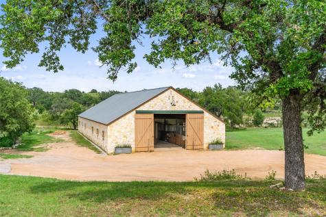 613 Cattle Creek Road Johnson City TX 78636