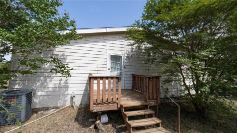 1400 Seminole Trail Dale TX 78616