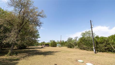 1400 Seminole Trail Dale TX 78616