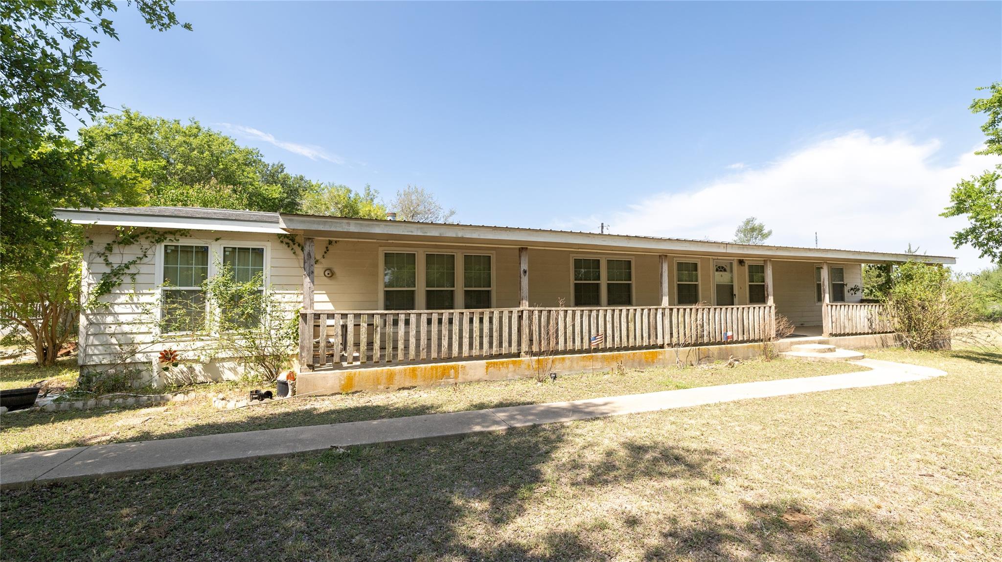 1400 Seminole Trail Dale TX 78616