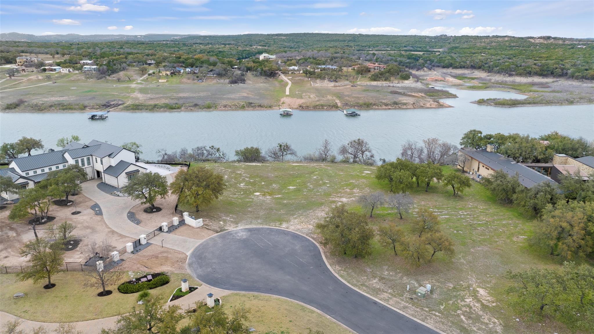 25208 Chernosky Point Cove Spicewood TX 78669