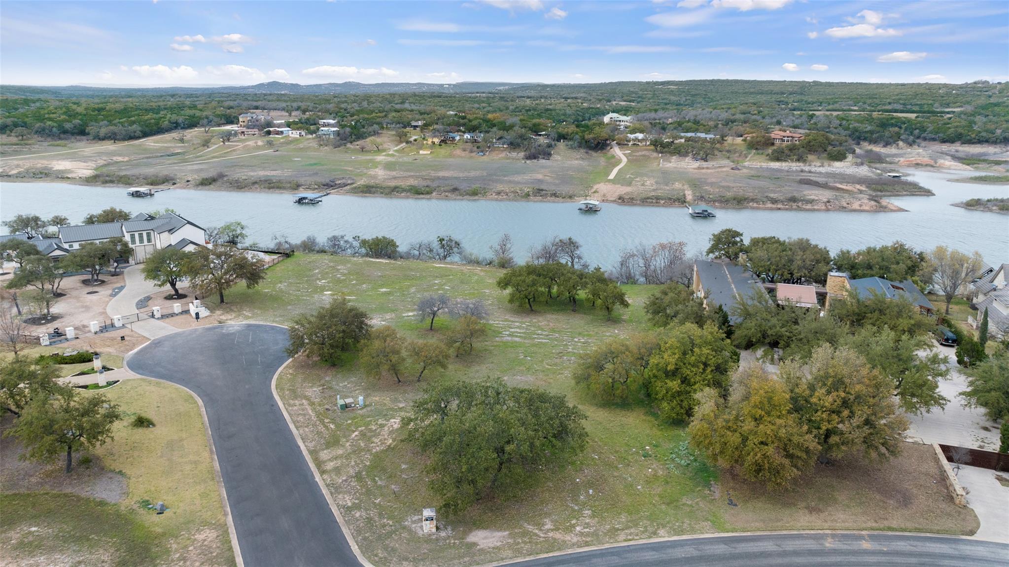 25208 Chernosky Point Cove Spicewood TX 78669