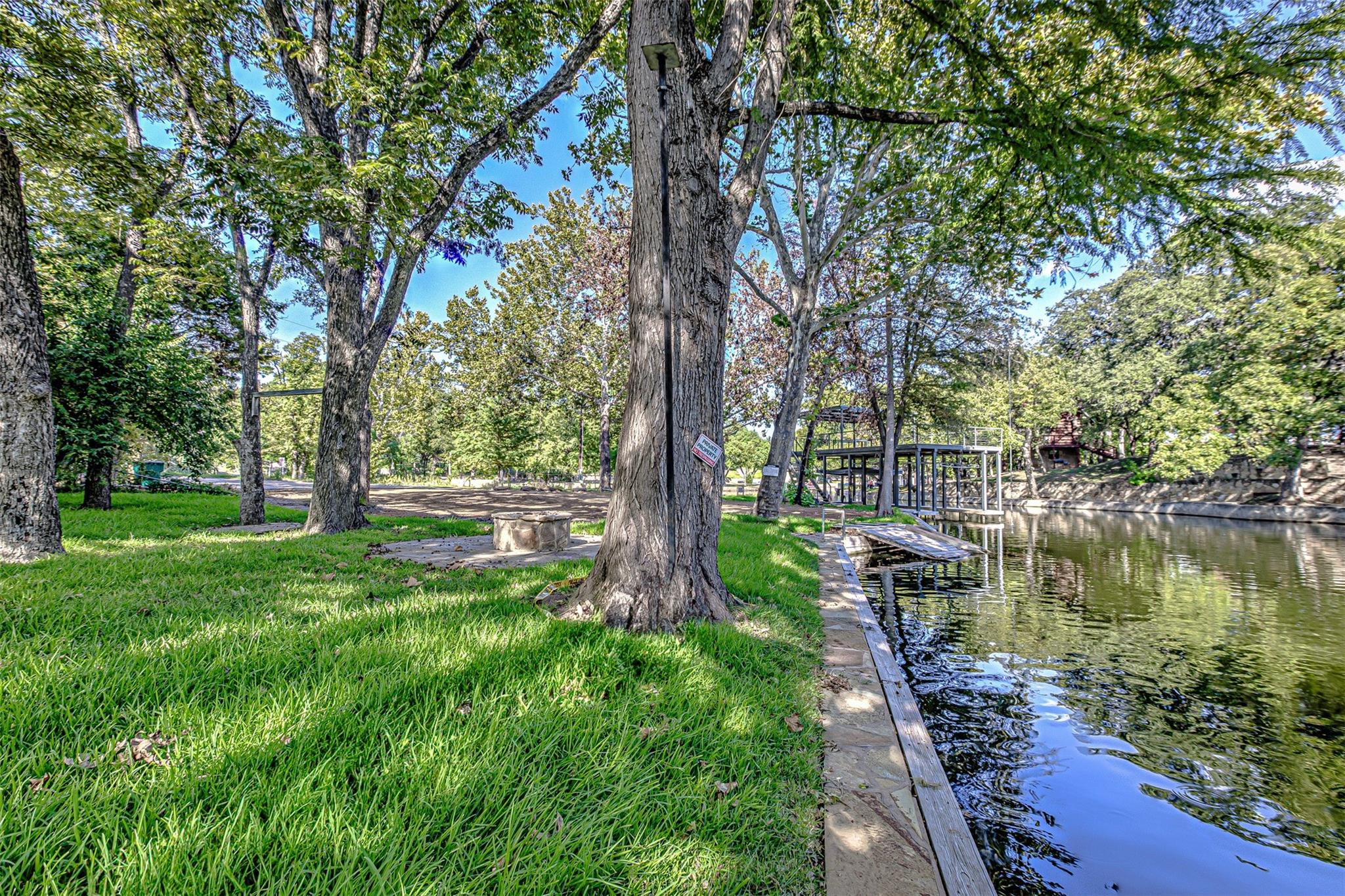 1336 S Lakeside Drive Kingsland TX 78611