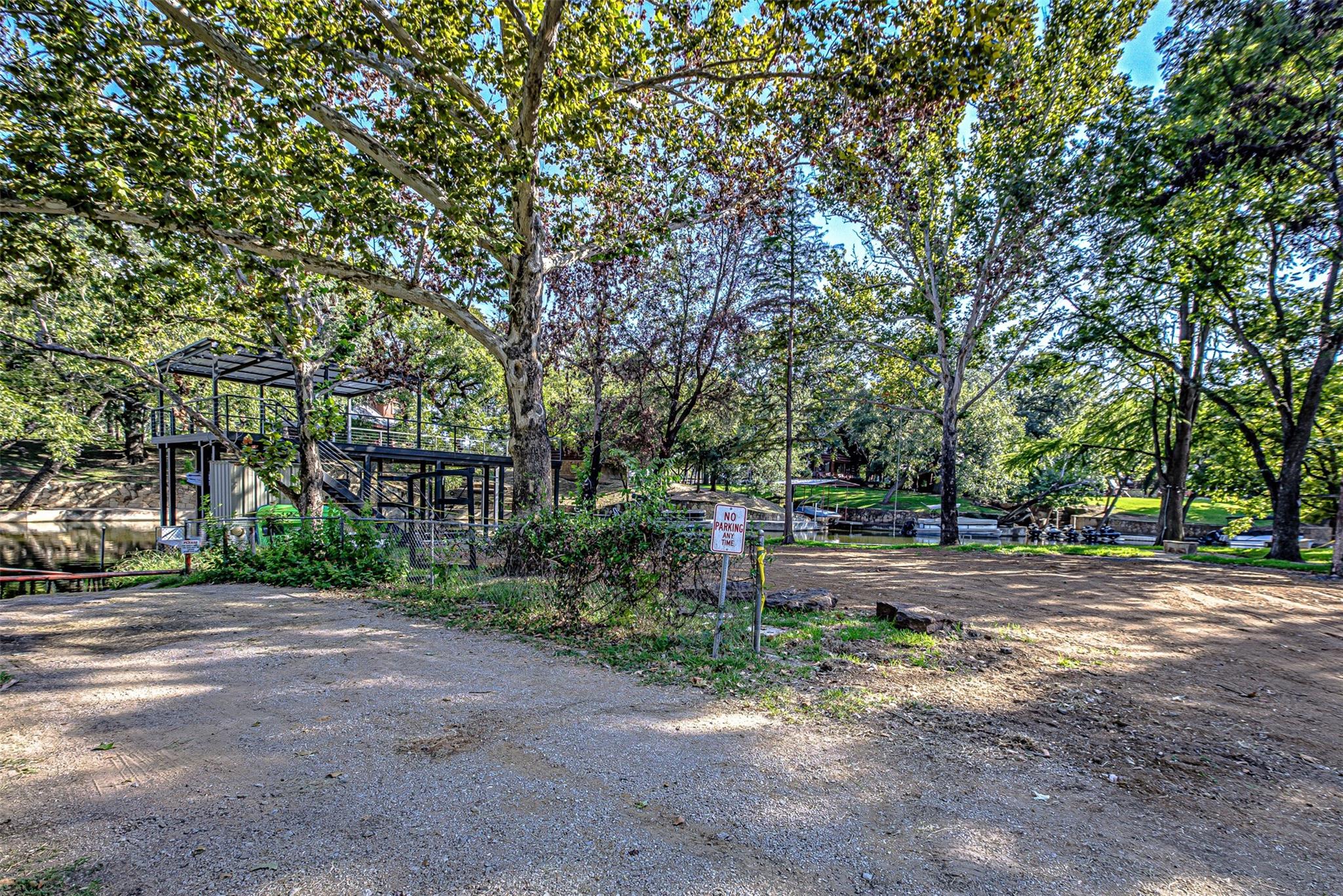1336 S Lakeside Drive Kingsland TX 78611