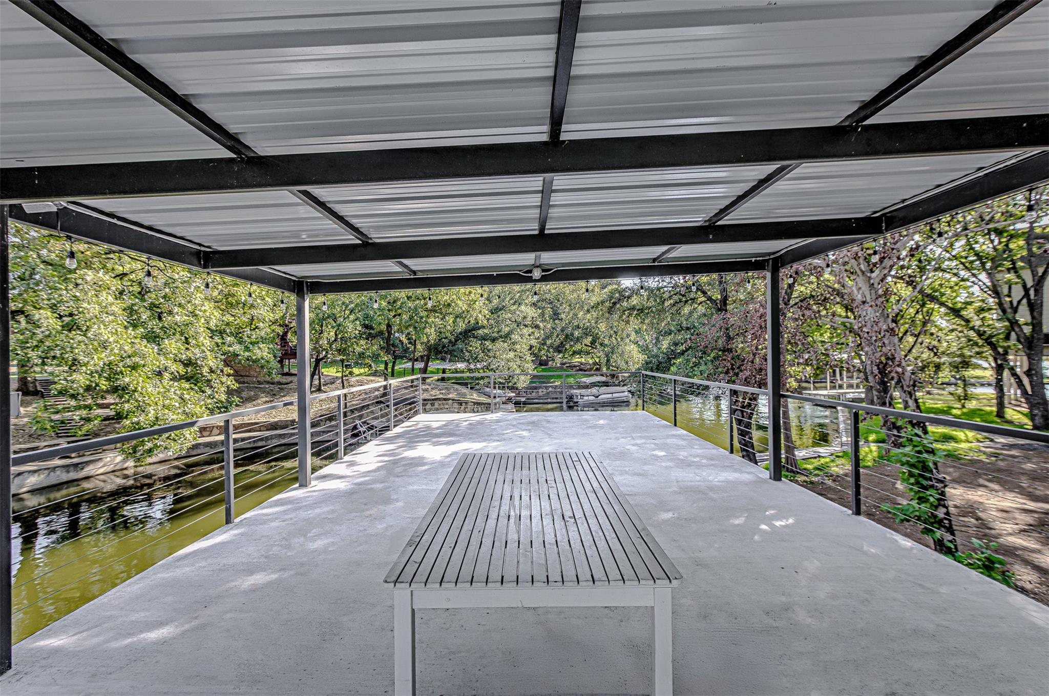 1336 S Lakeside Drive Kingsland TX 78611