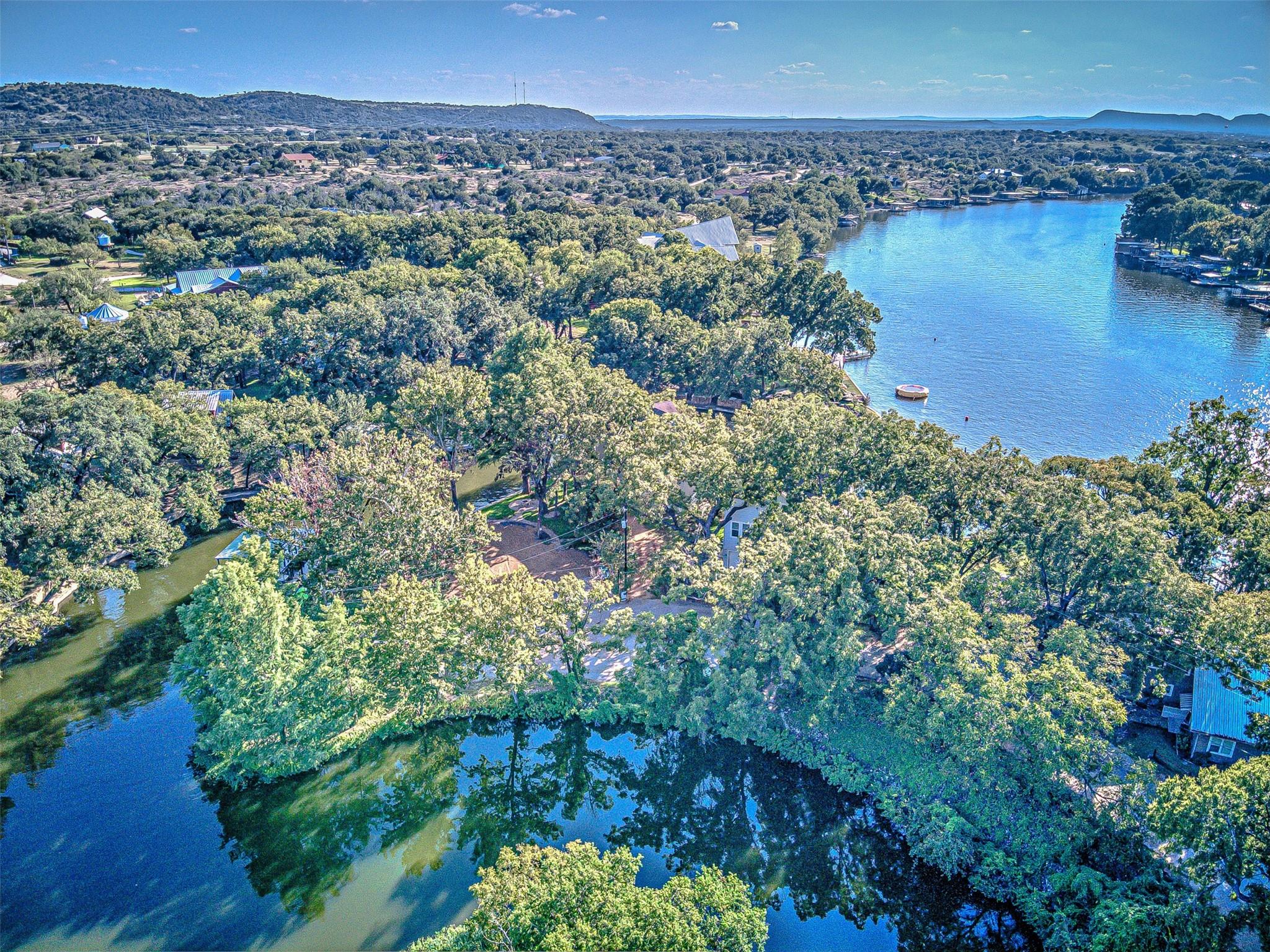 1336 S Lakeside Drive Kingsland TX 78611