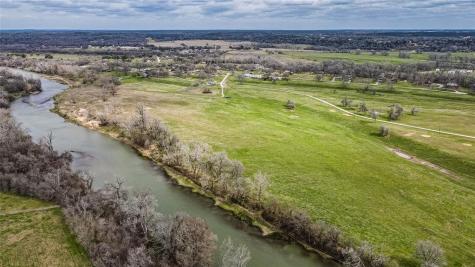 121 Mechelle Street Smithville TX 78957
