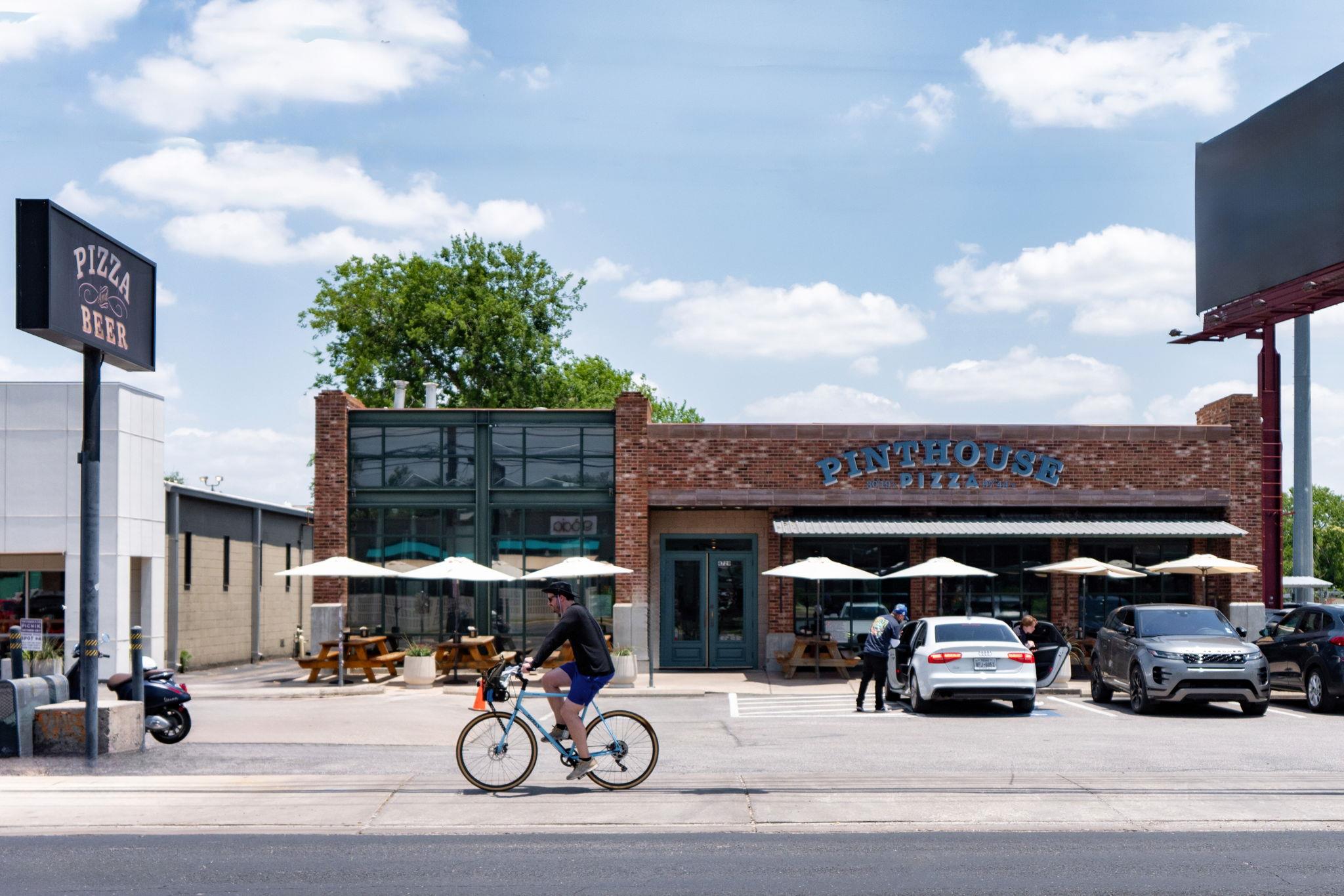 2206 W 49th Street Austin TX 78756