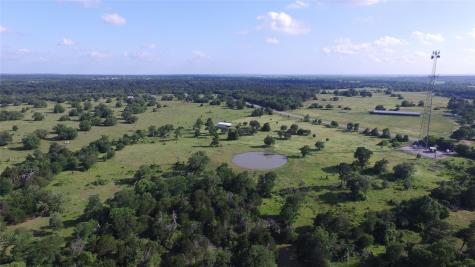 8616 N Us Highway 77 Highway La Grange TX 78945