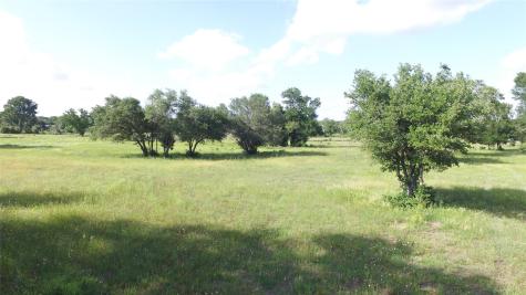8616 N Us Highway 77 Highway La Grange TX 78945