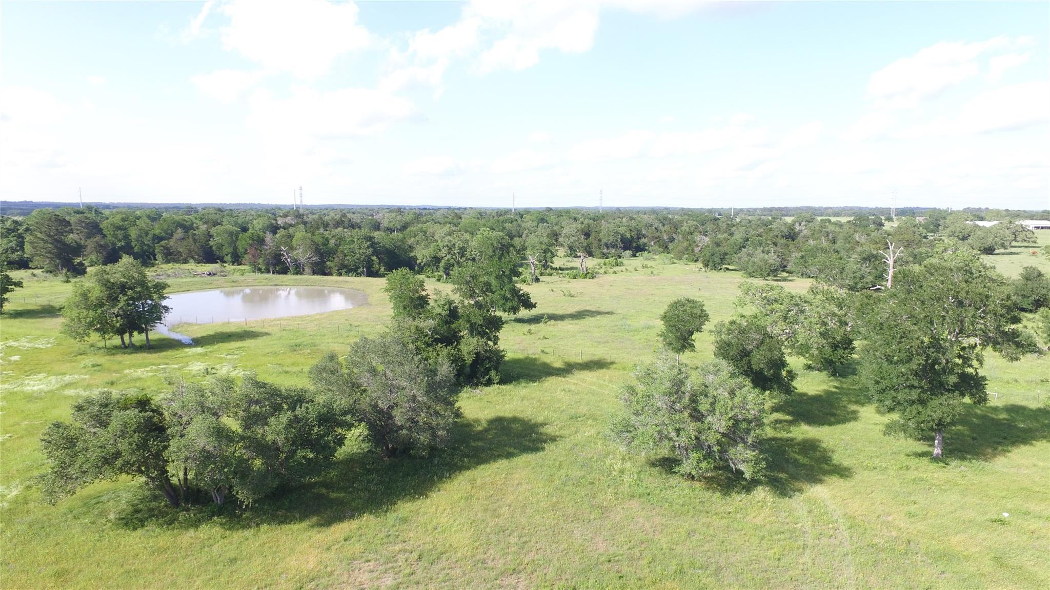 8616 N Us Highway 77 Highway La Grange TX 78945