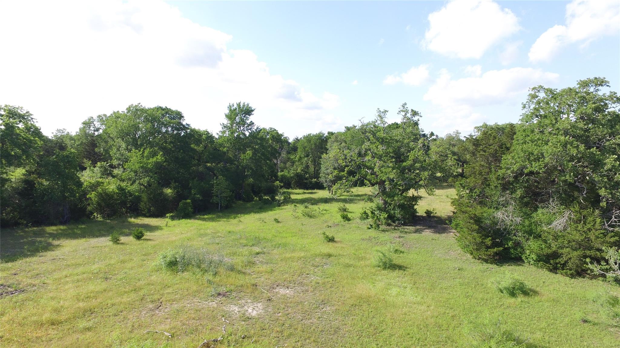 8616 N Us Highway 77 Highway La Grange TX 78945