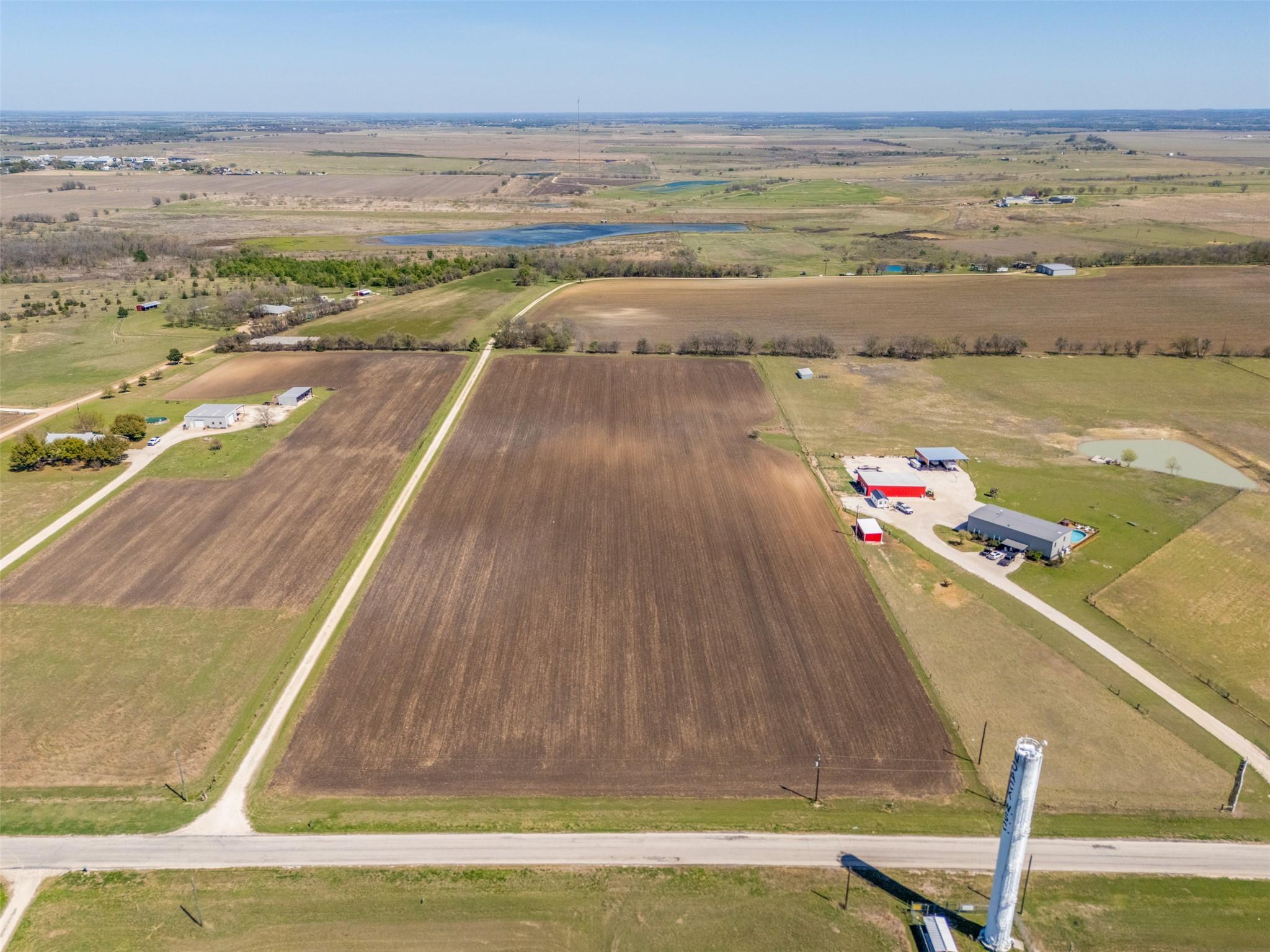 1295 County Road 432 Taylor TX 76574