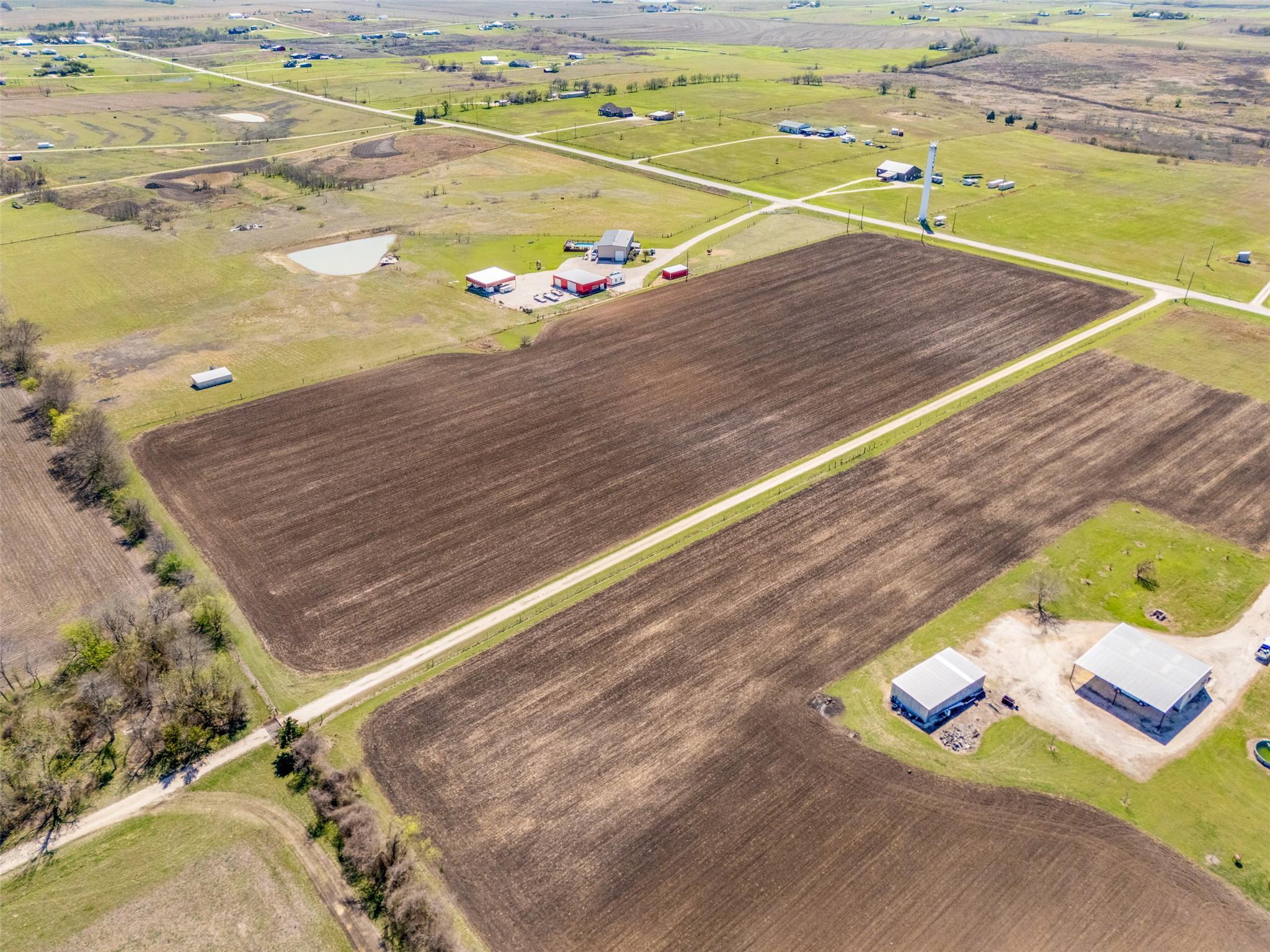 1295 County Road 432 Taylor TX 76574