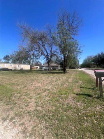 Tbd SE 2nd Street Smithville TX 78957