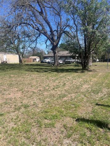 Tbd SE 2nd Street Smithville TX 78957