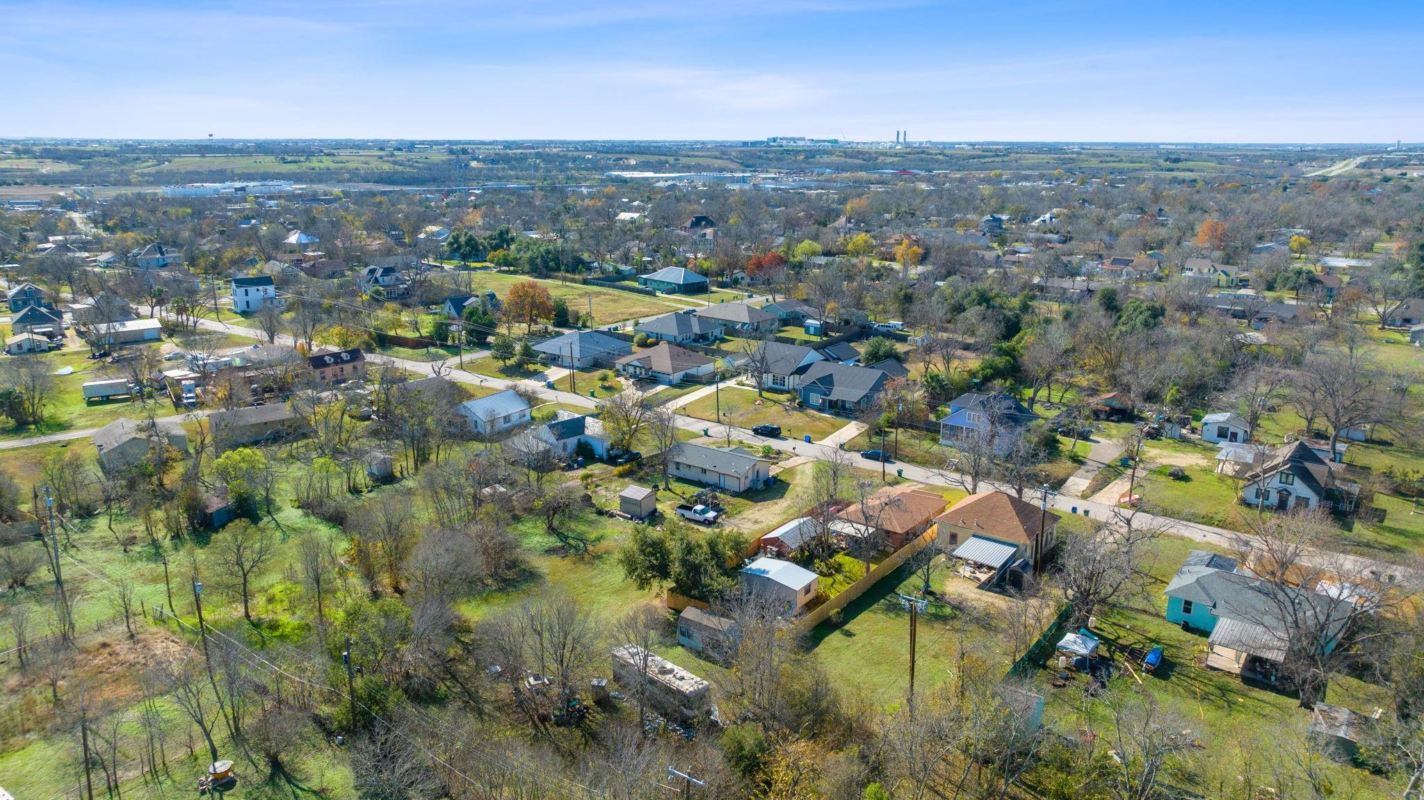 842 Kimbro Street Taylor TX 76574