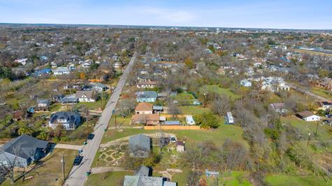 842 Kimbro Street Taylor TX 76574