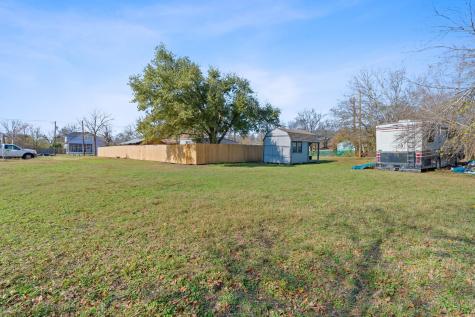 842 Kimbro Street Taylor TX 76574