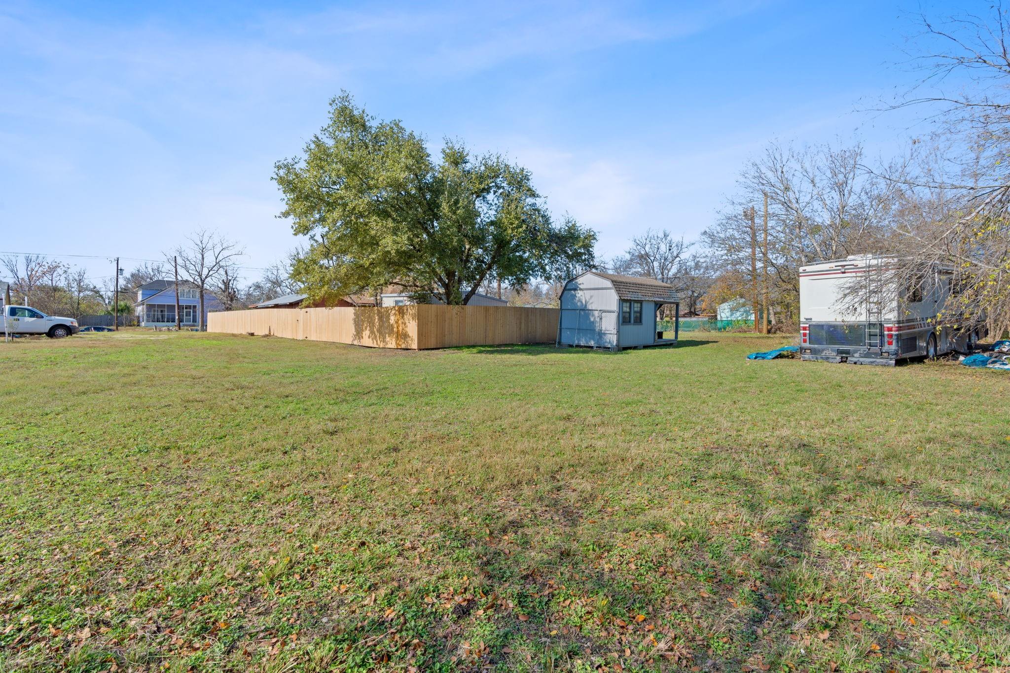 842 Kimbro Street Taylor TX 76574