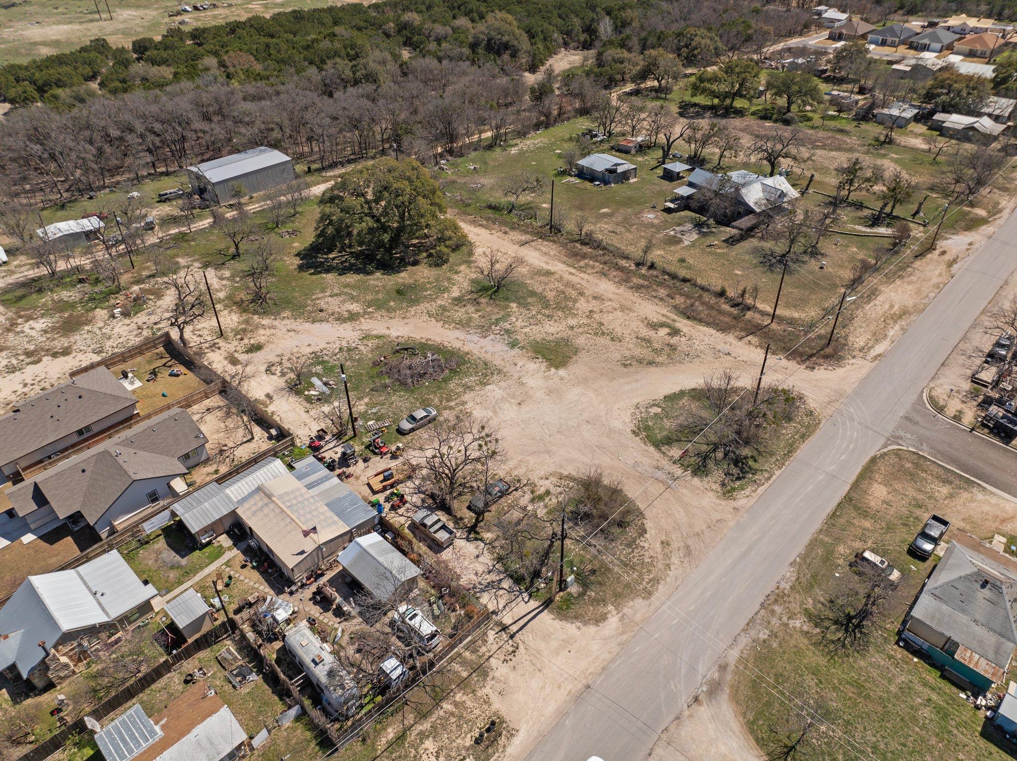 Lot: 1-2-3-4-5-6 Blk: 5 A East Avenue I Avenue Lampasas TX 76550