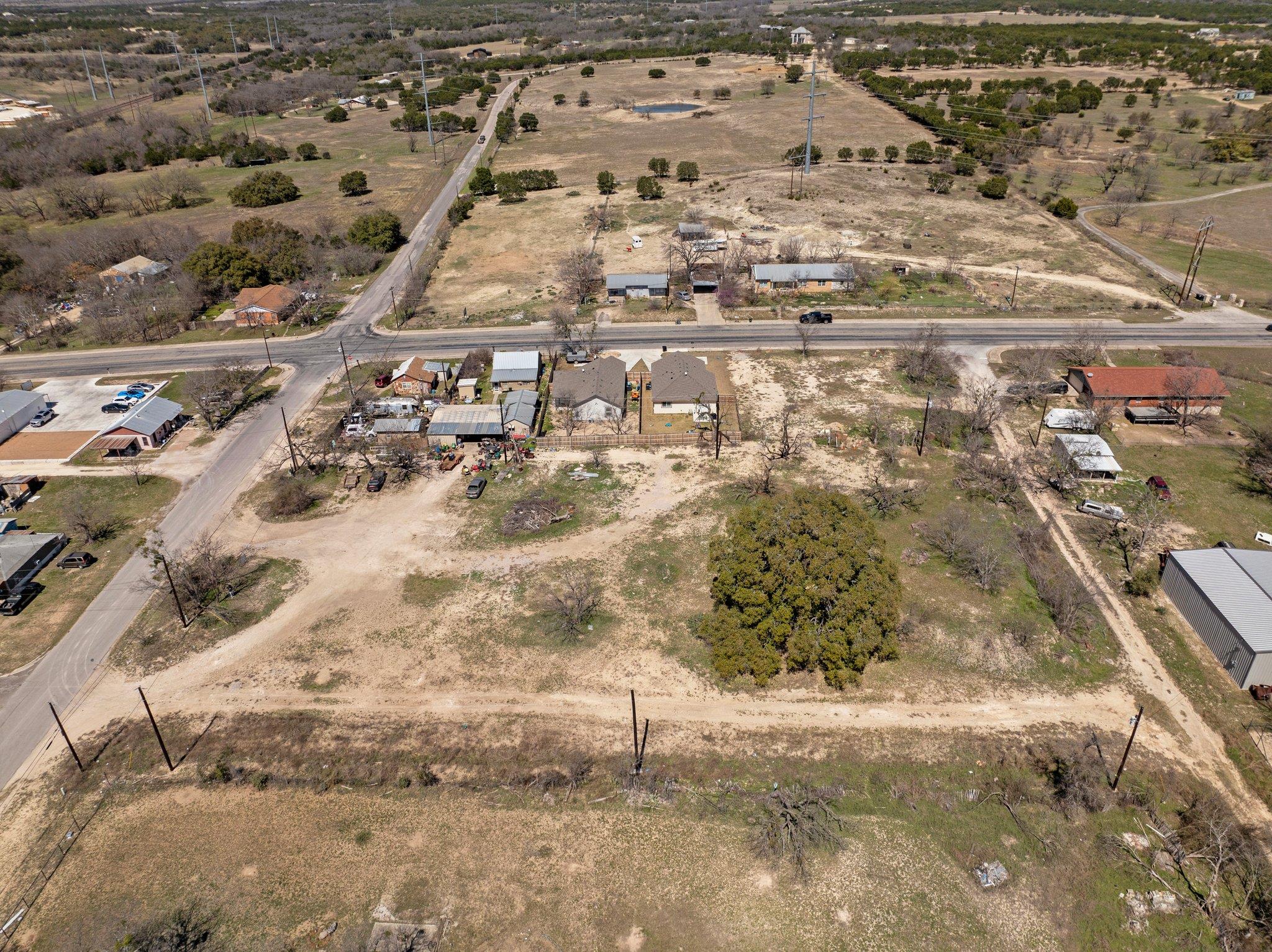 Lot: 1-2-3-4-5-6 Blk: 5 A East Avenue I Avenue Lampasas TX 76550