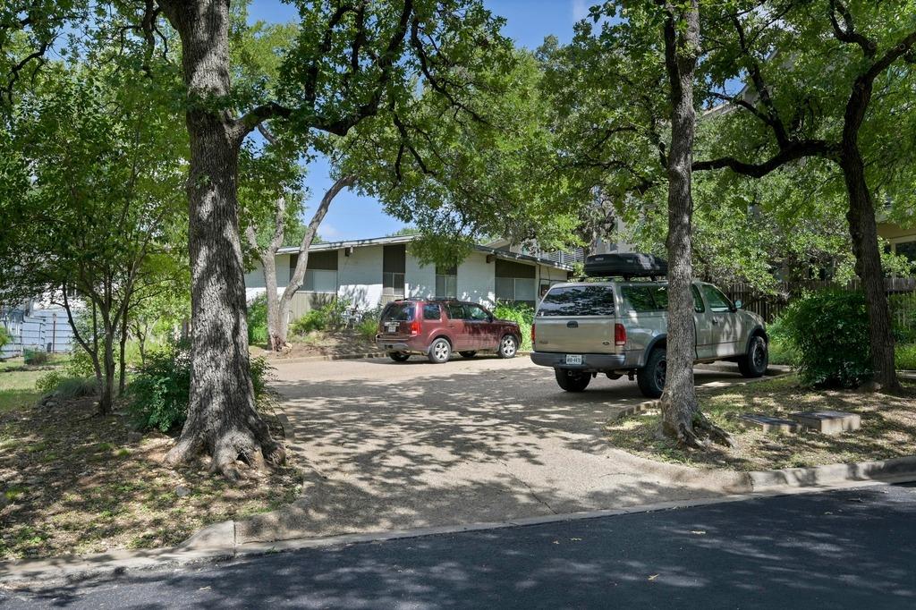 1300 And 1302 Norwalk Lane Austin TX 78703