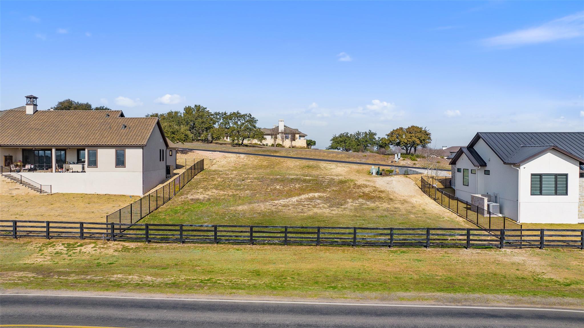 1409 Majestic Hills Boulevard Spicewood TX 78669