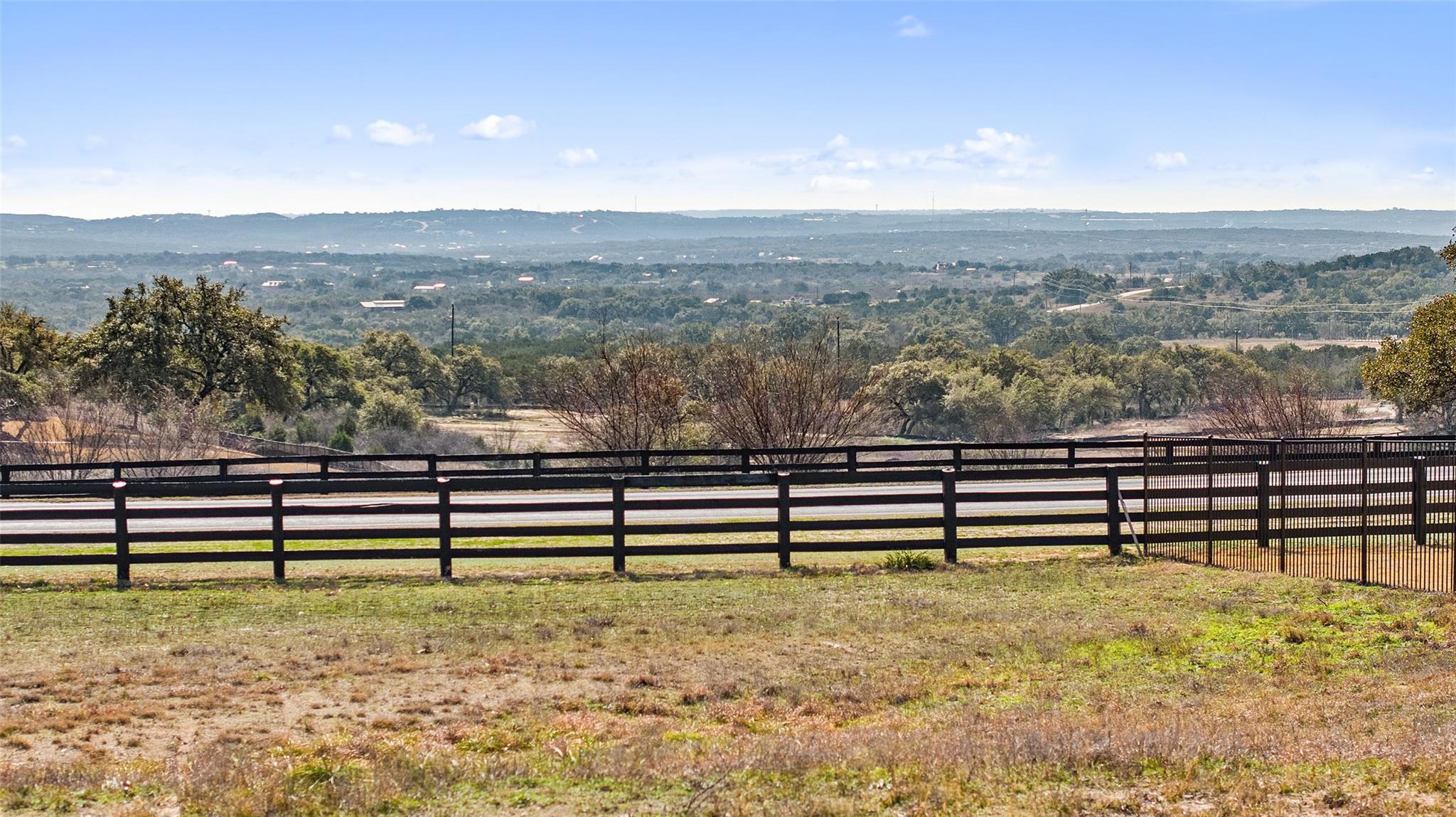 1409 Majestic Hills Boulevard Spicewood TX 78669