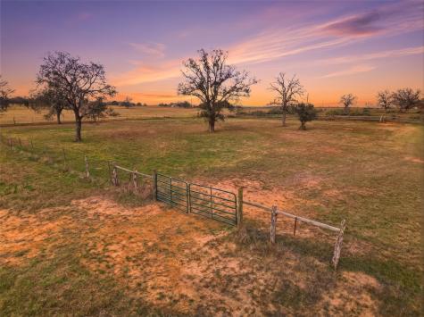 Tract 5 Oak Creek Drive Gonzales TX 78629
