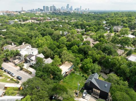 1113 W 31 Street Austin TX 78705