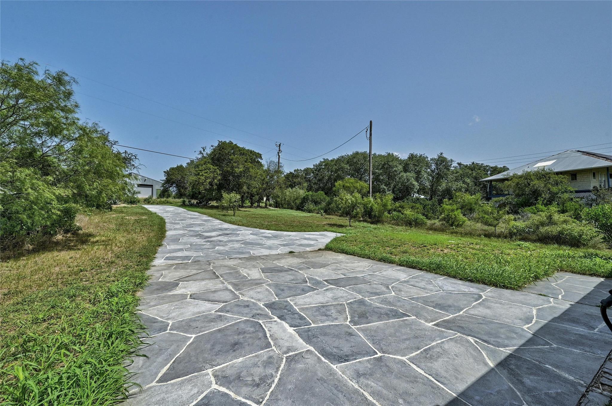 25625 Pedernales Point Drive Spicewood TX 78669