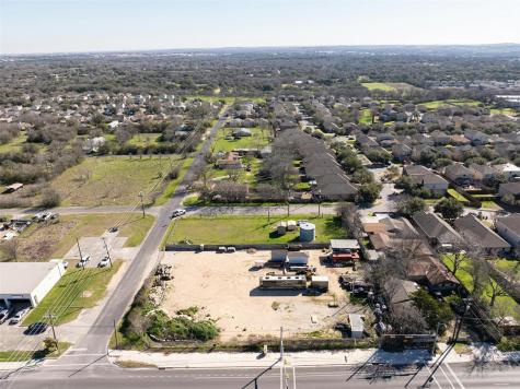 1401 Mooreland Drive Austin TX 78748