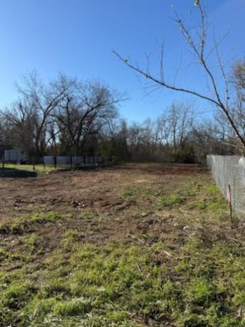 327 Houston Elgin, Tx 78621 Street Elgin TX 78621