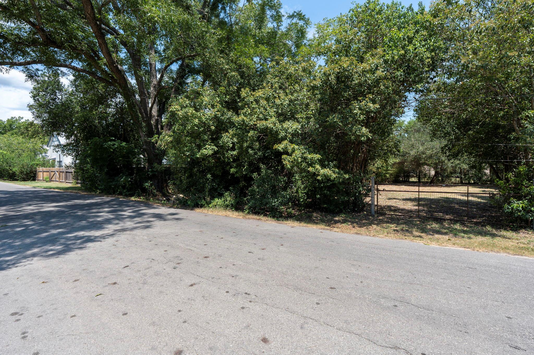 408 East Street Buda TX 78610