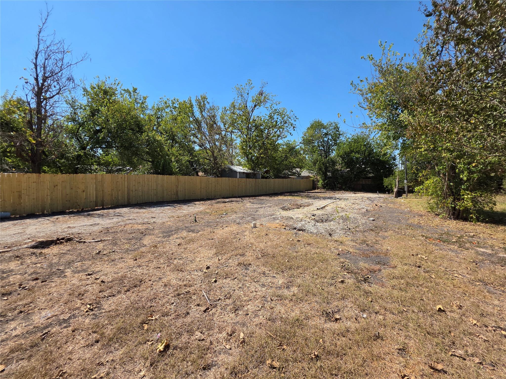 112 2nd Avenue Taylor TX 76574