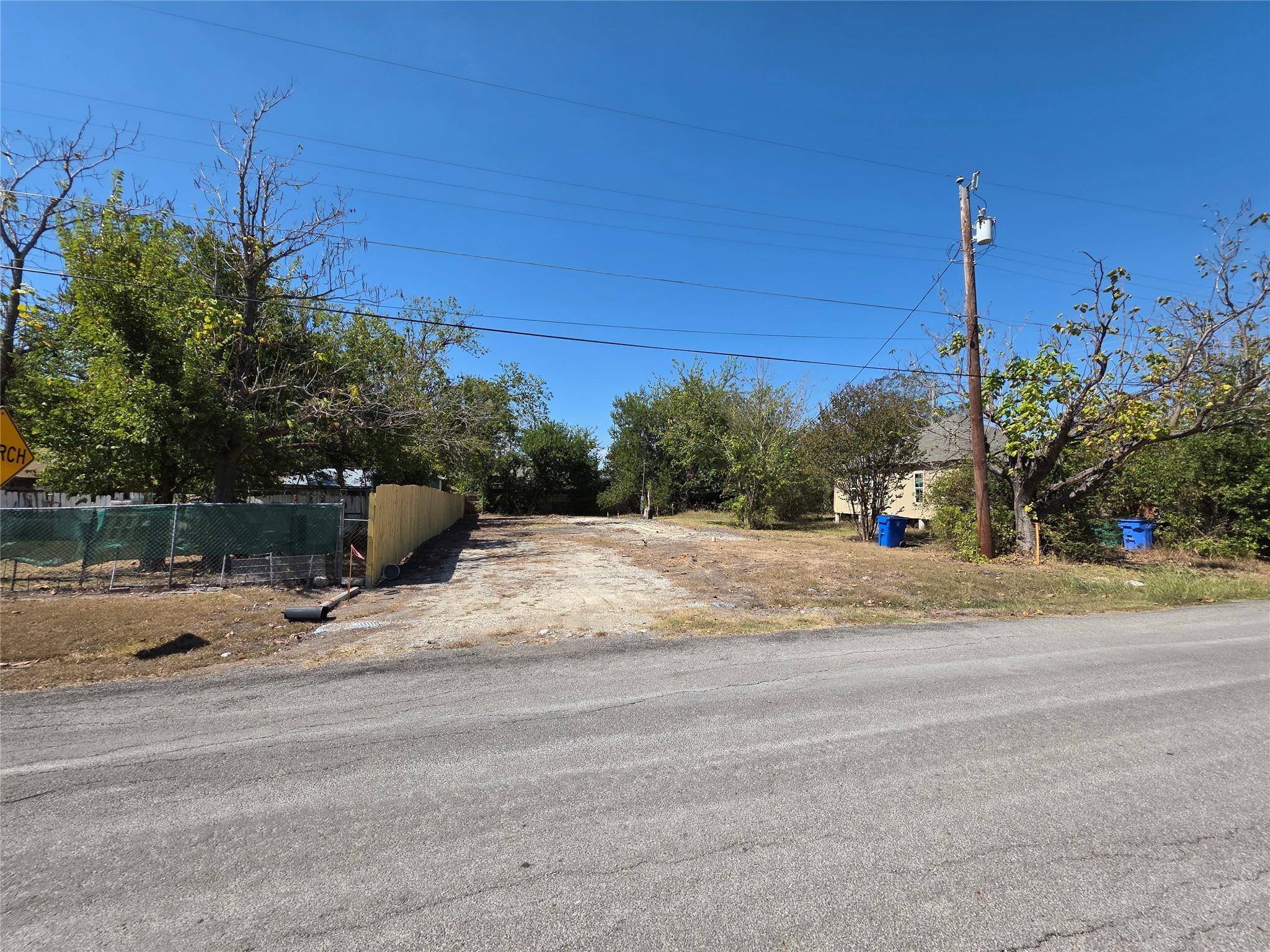 112 2nd Avenue Taylor TX 76574