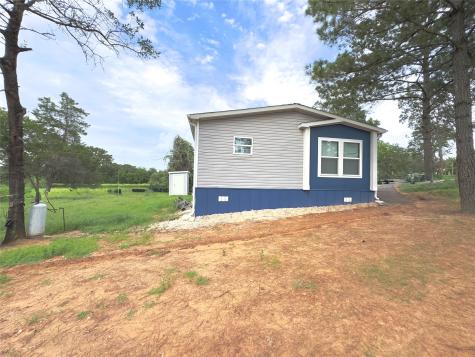 268 Flaming Oak Drive Bastrop TX 78602