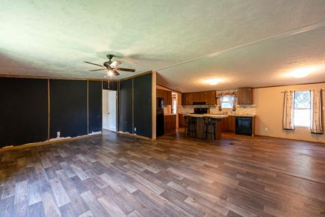 636 South Street Tow TX 78672