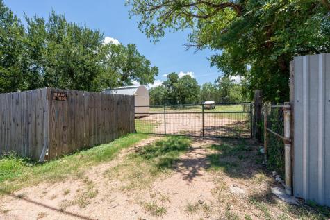 636 South Street Tow TX 78672