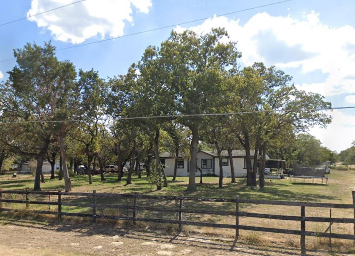 145 Sandy Lane Elgin TX 78621