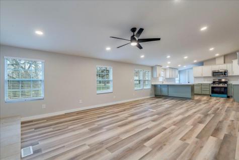 158 Shady Oaks Drive Dale TX 78616