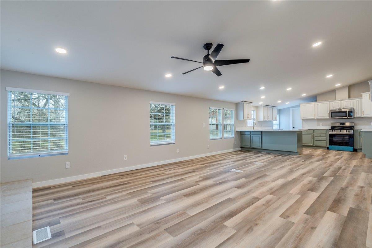 158 Shady Oaks Drive Dale TX 78616