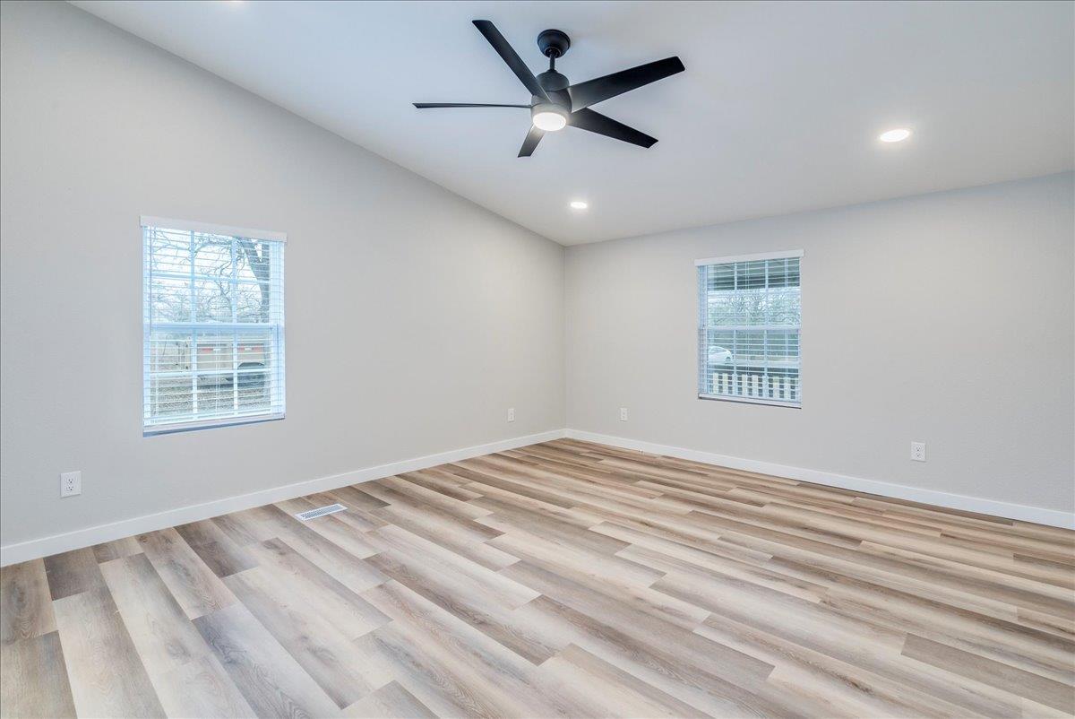 158 Shady Oaks Drive Dale TX 78616